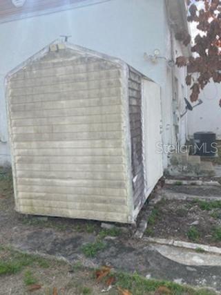 Image 13 of 38 For 312 Milakee Avenue