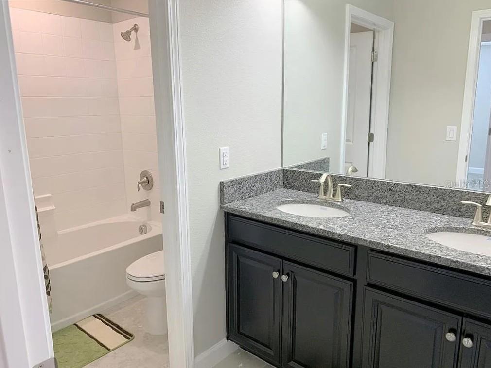 Image 12 of 19 For 16308 Hyde Manor Drive