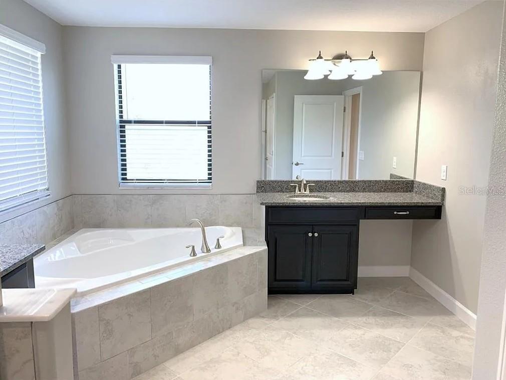 Image 17 of 19 For 16308 Hyde Manor Drive