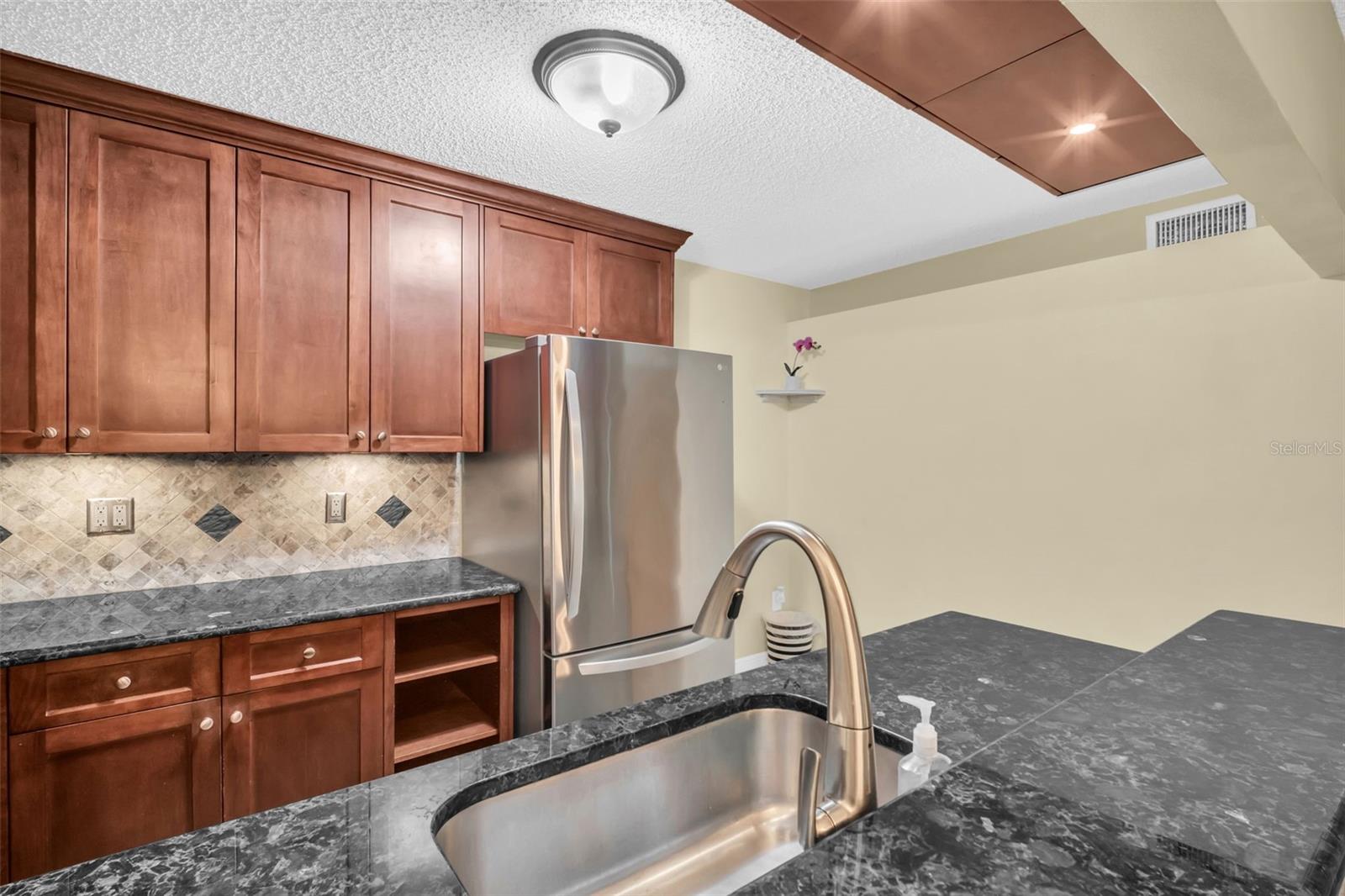 Image 15 of 38 For 1400 Pine Glen Lane D2