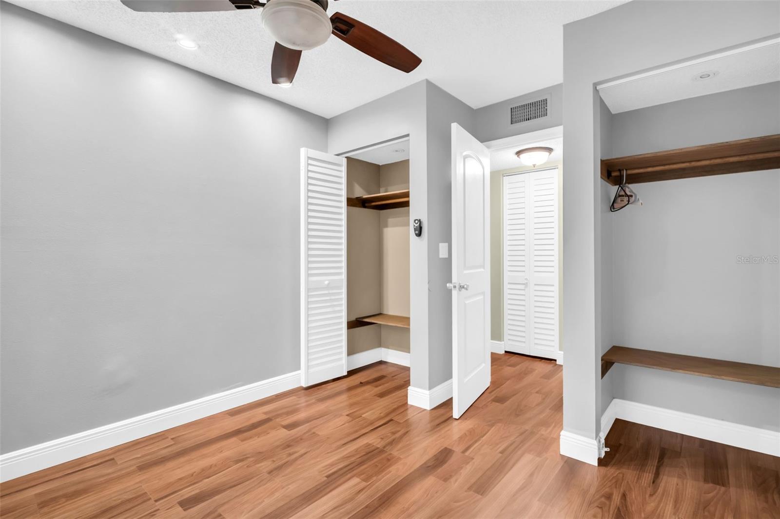 Image 25 of 38 For 1400 Pine Glen Lane D2