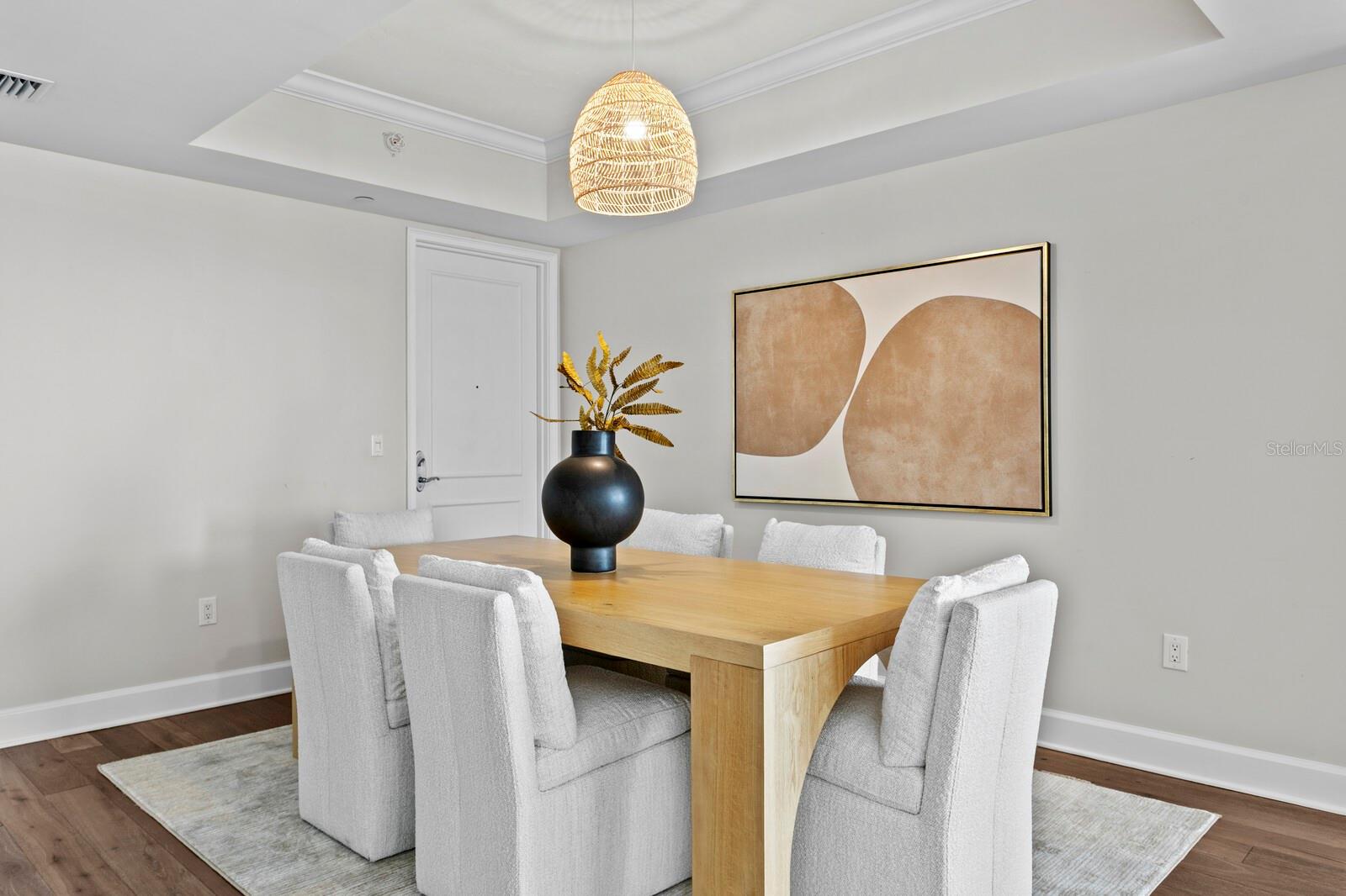 Listing photo id 13 for 300 Beach Drive Ne 2604