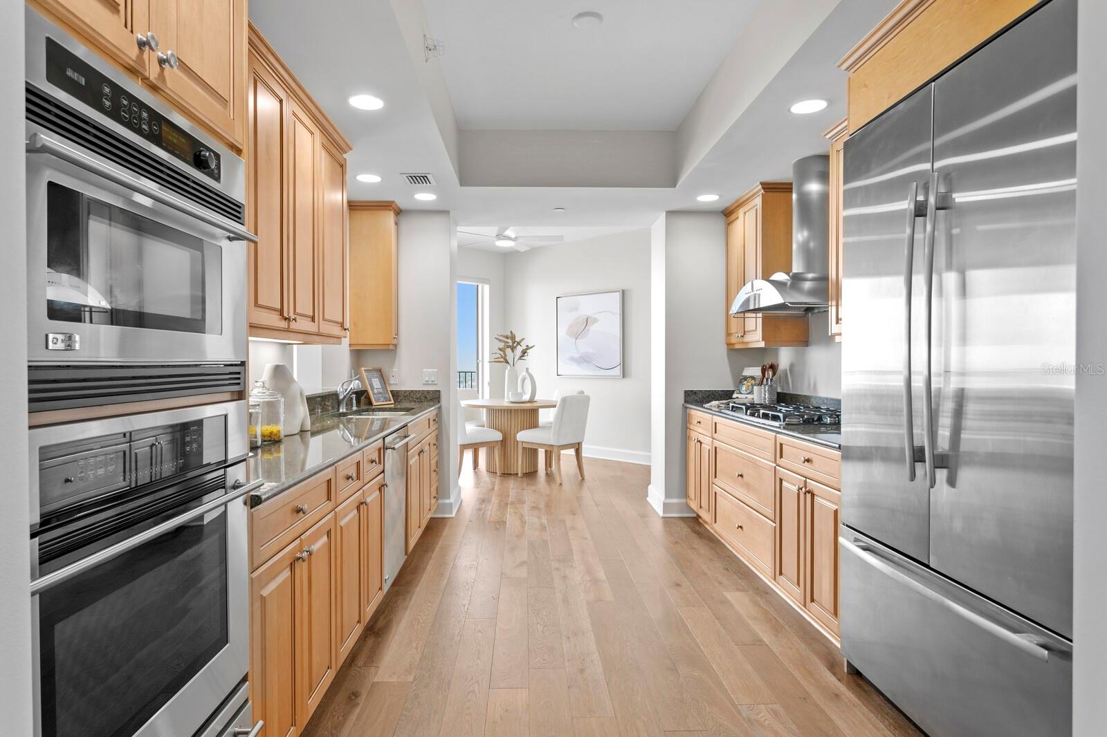 Listing photo id 16 for 300 Beach Drive Ne 2604