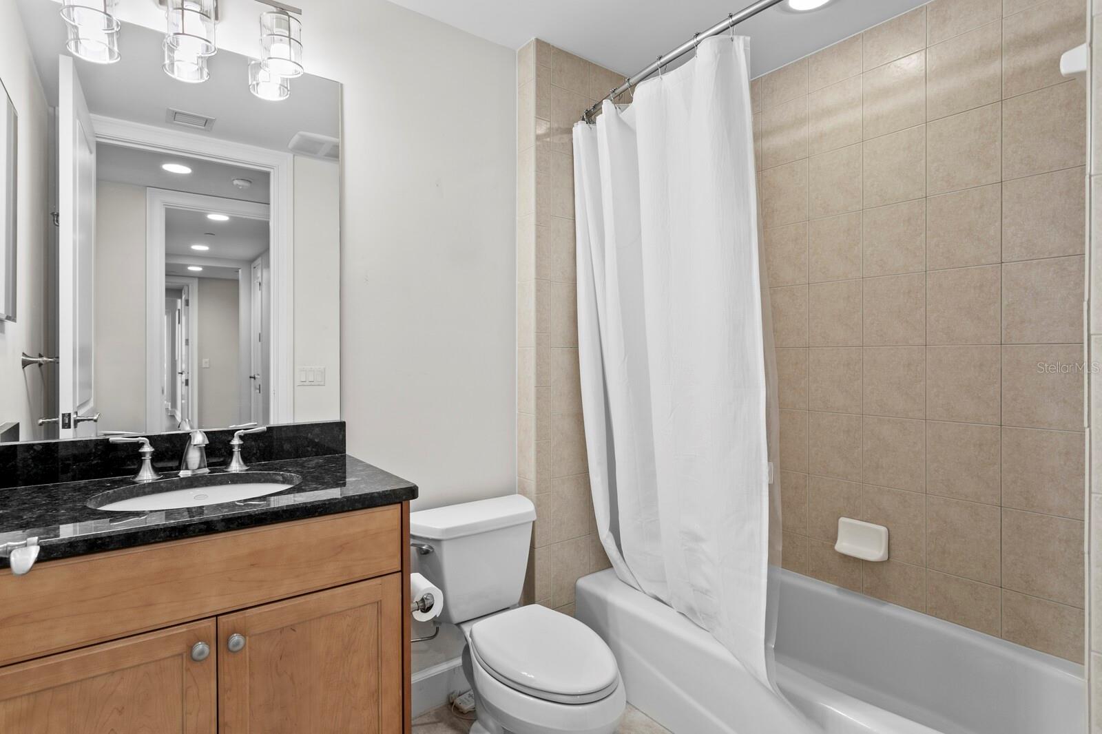 Listing photo id 34 for 300 Beach Drive Ne 2604