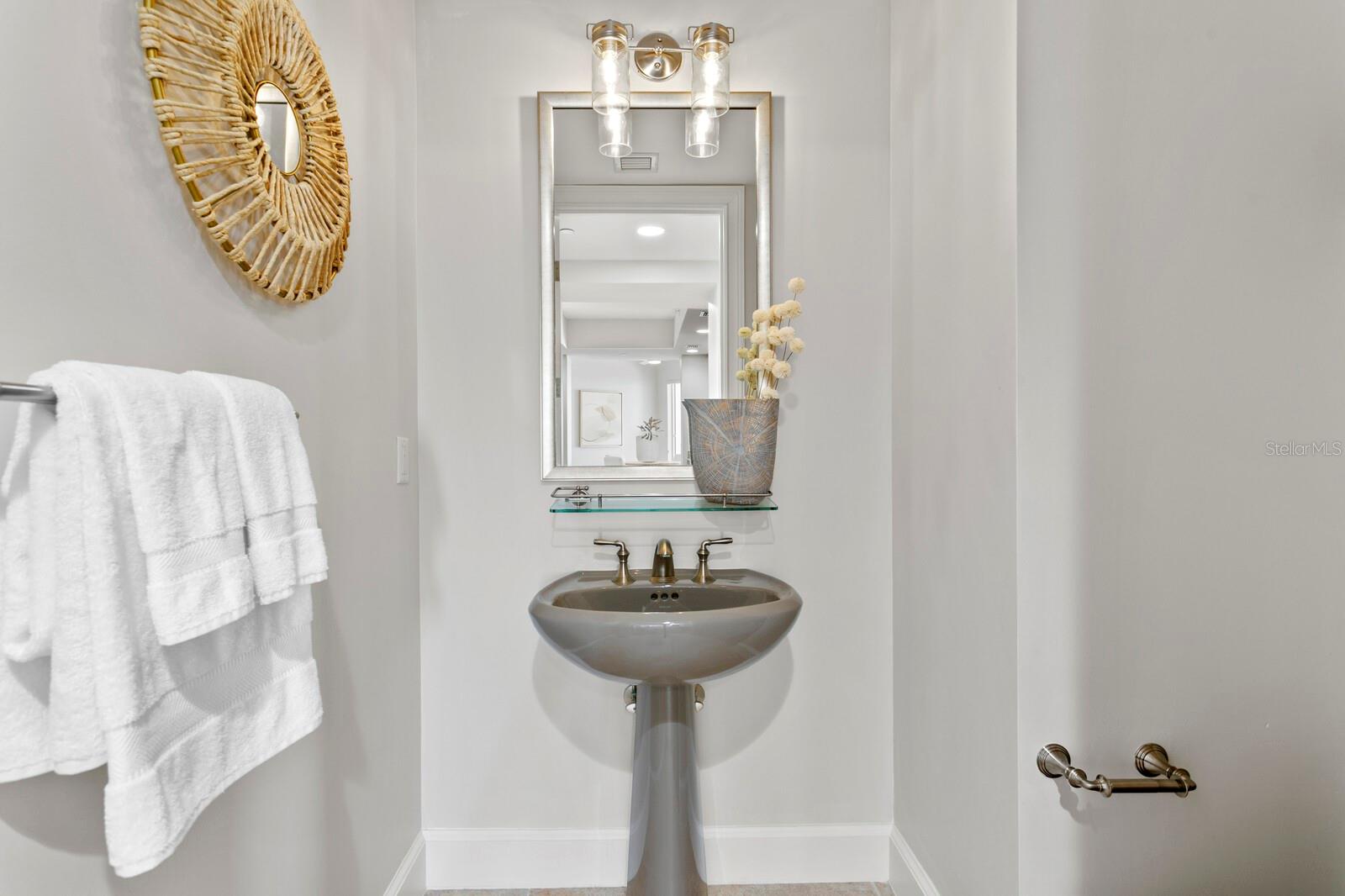 Listing photo id 38 for 300 Beach Drive Ne 2604