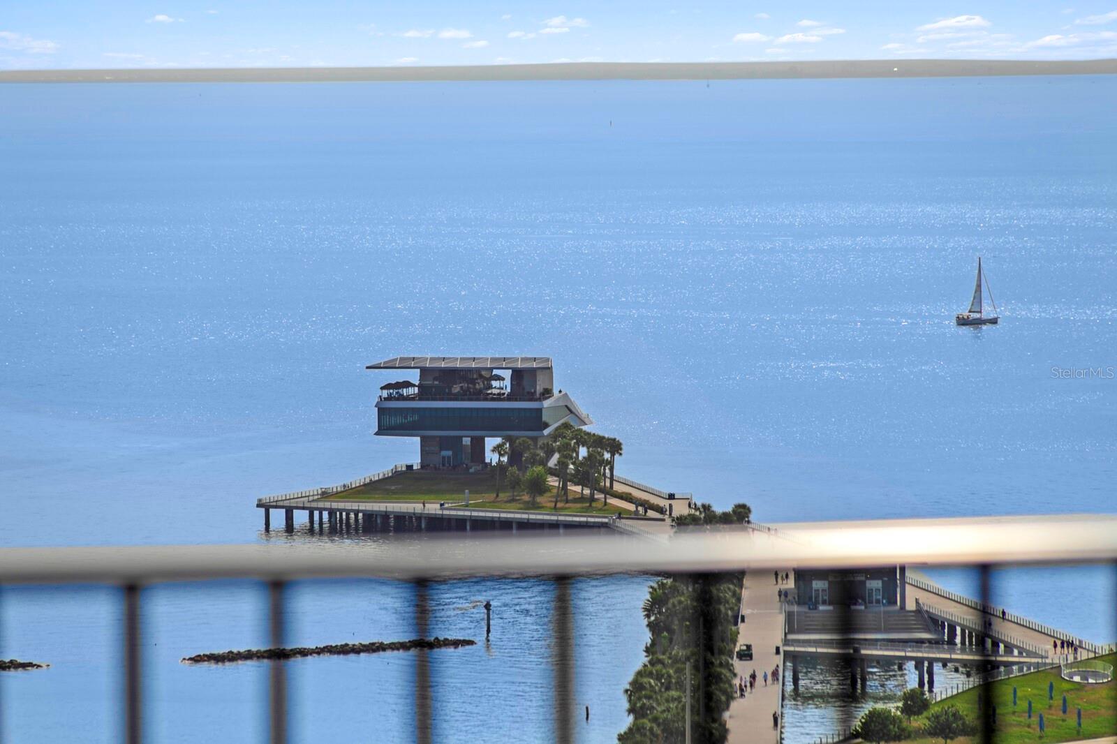 Listing photo id 43 for 300 Beach Drive Ne 2604