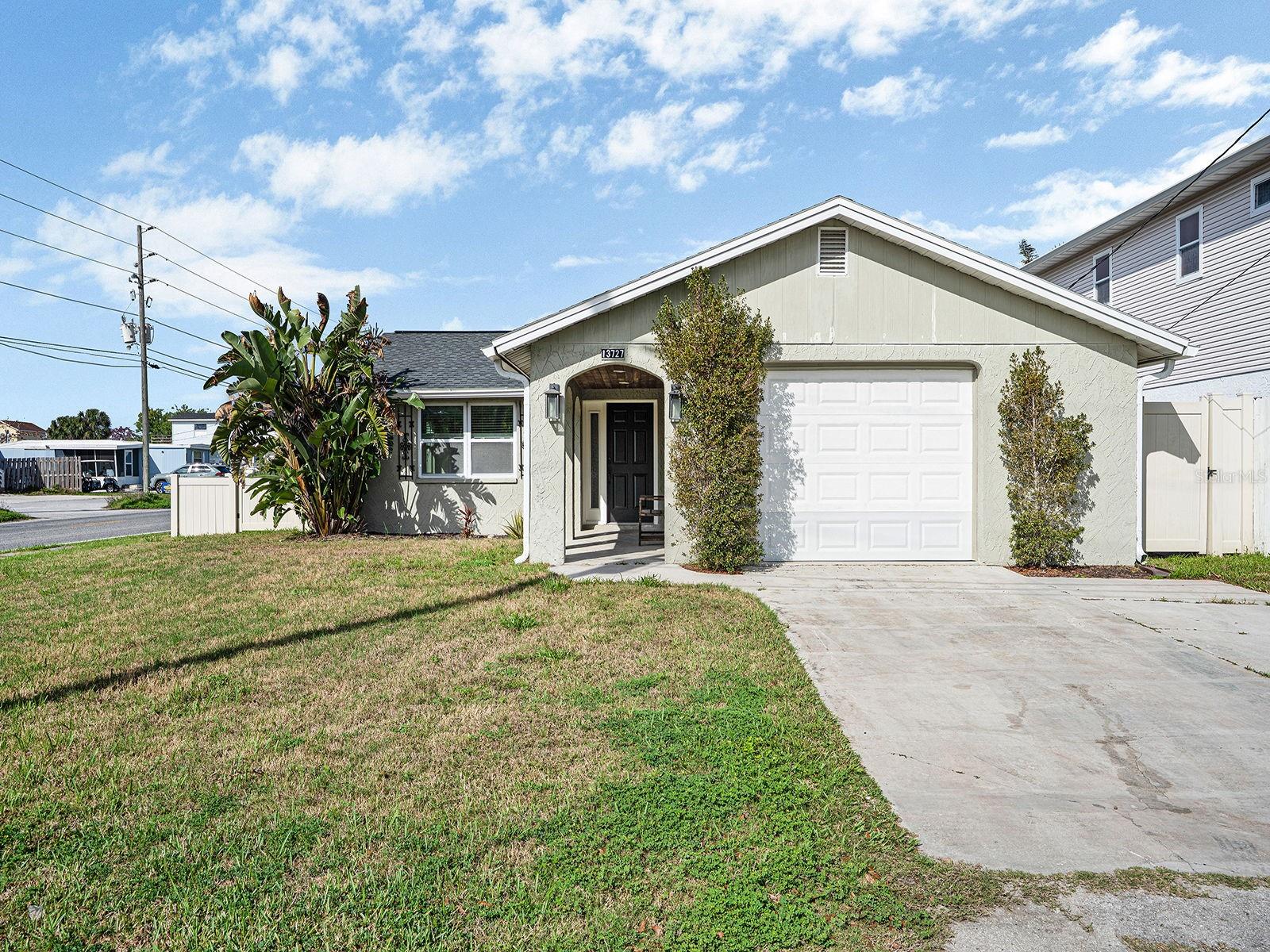 Details for 13727 Coco  , HUDSON, FL 34667