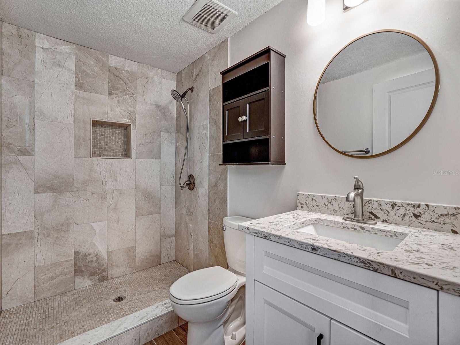 Image 23 of 50 For 13727 Coco  