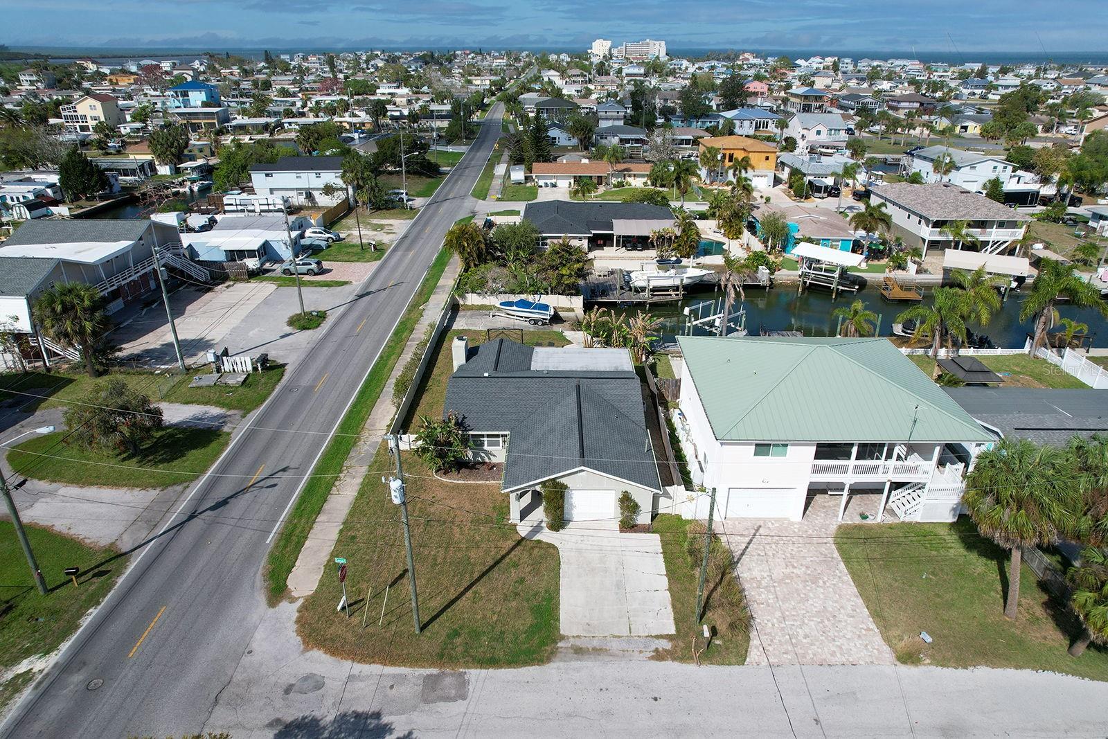 Image 41 of 50 For 13727 Coco  