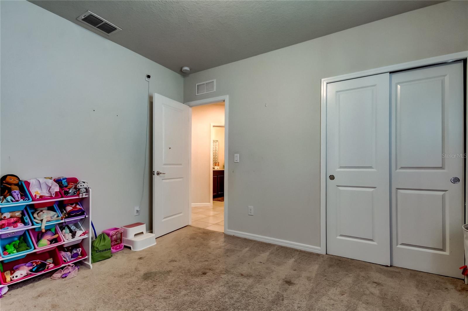 Image 18 of 67 For 906 Swaying Sawgrass Avenue