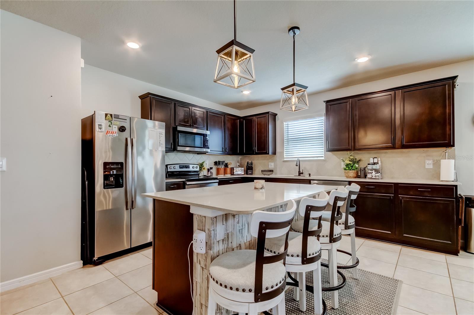 Image 25 of 67 For 906 Swaying Sawgrass Avenue