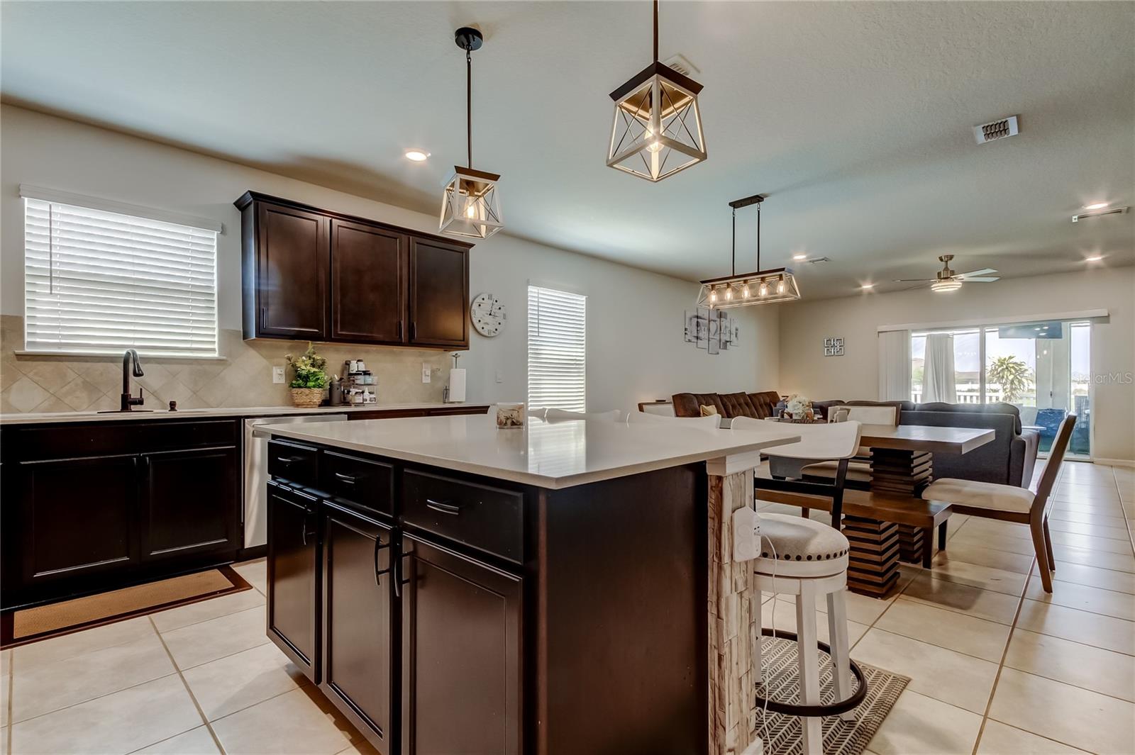 Image 29 of 67 For 906 Swaying Sawgrass Avenue