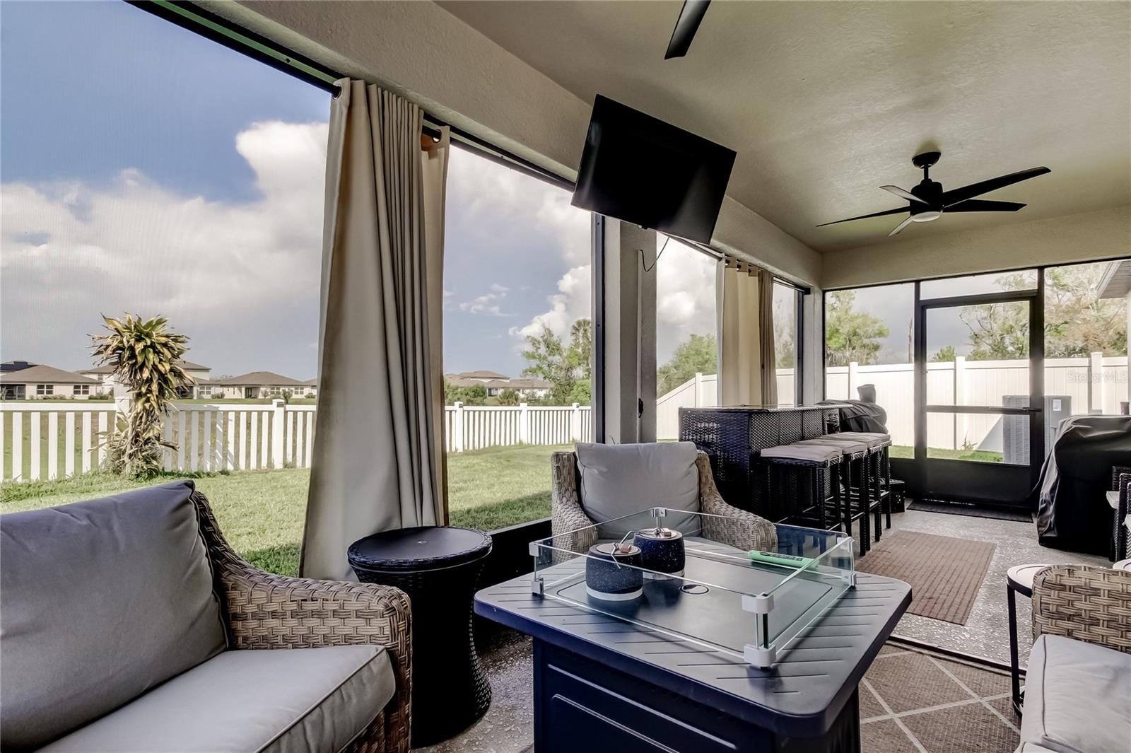 Image 50 of 67 For 906 Swaying Sawgrass Avenue