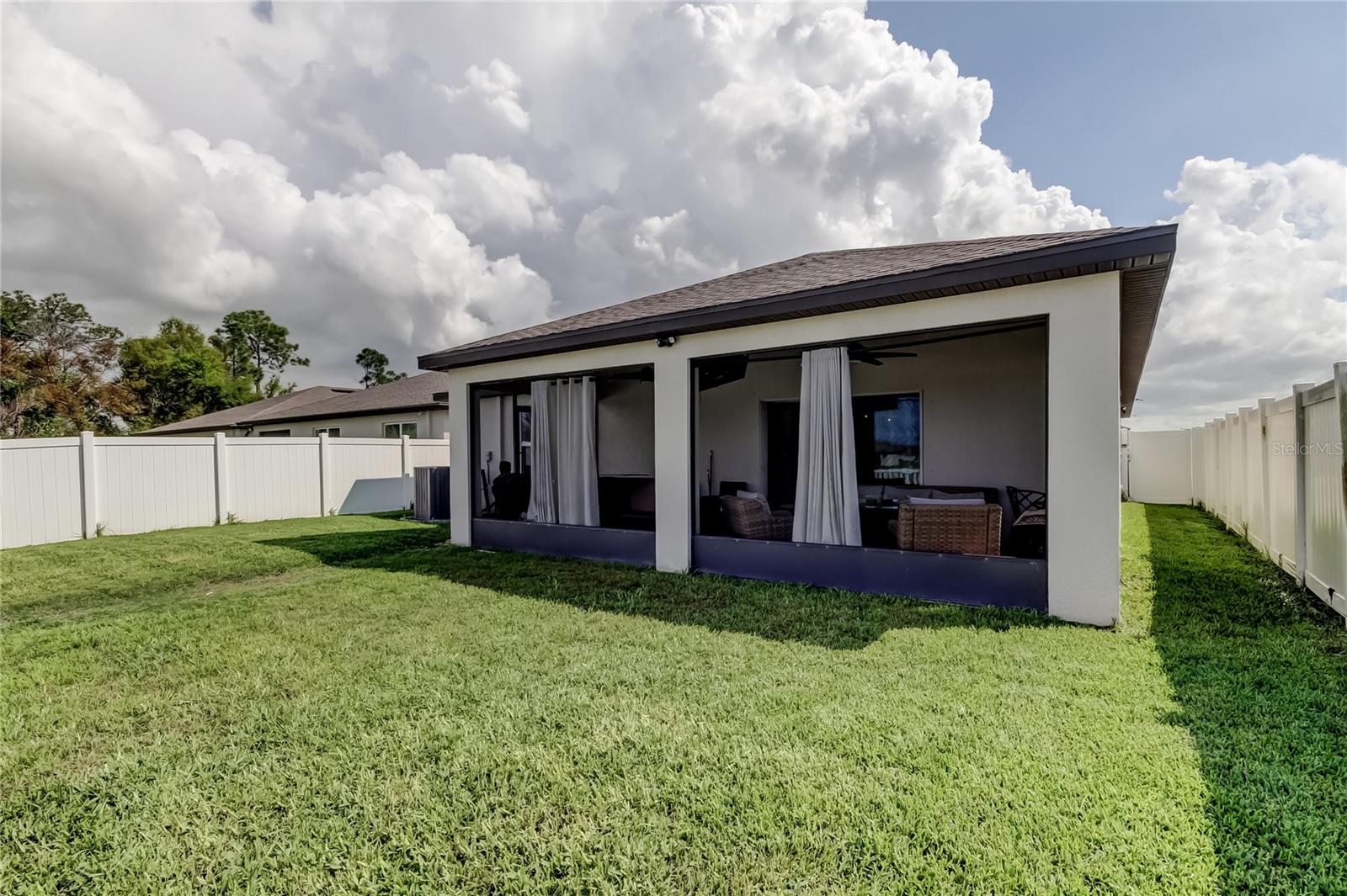 Image 55 of 67 For 906 Swaying Sawgrass Avenue