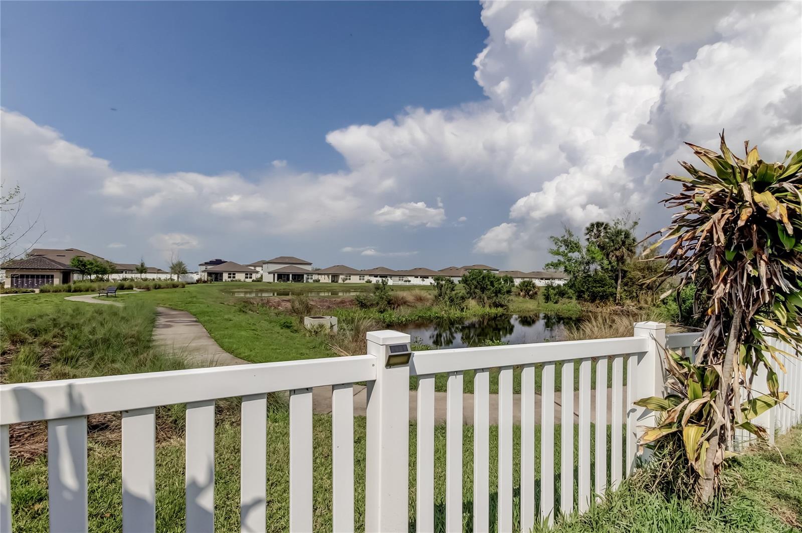 Image 60 of 67 For 906 Swaying Sawgrass Avenue