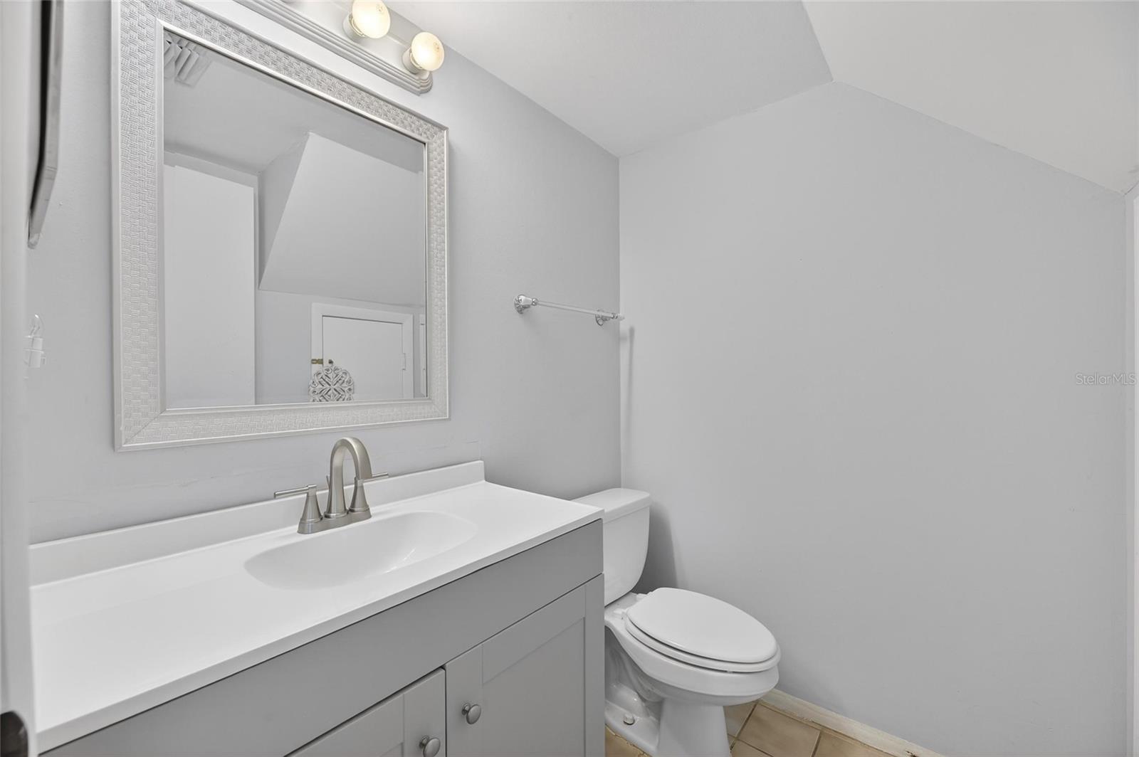 Image 33 of 34 For 1879 Lichen Lane B