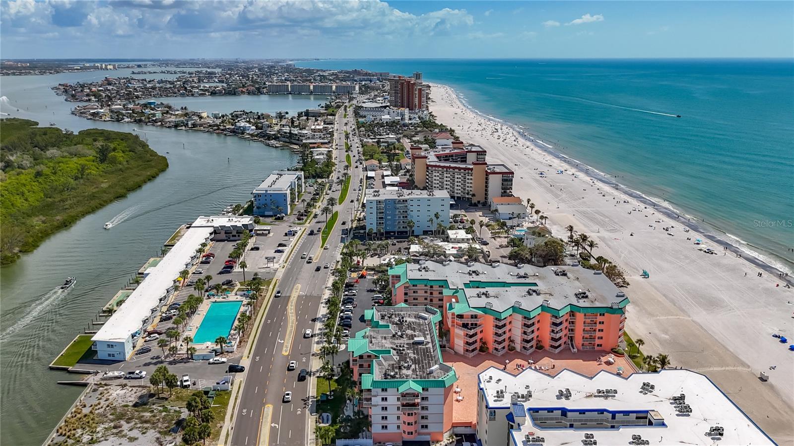 Image 45 of 62 For 18400 Gulf Boulevard 1312