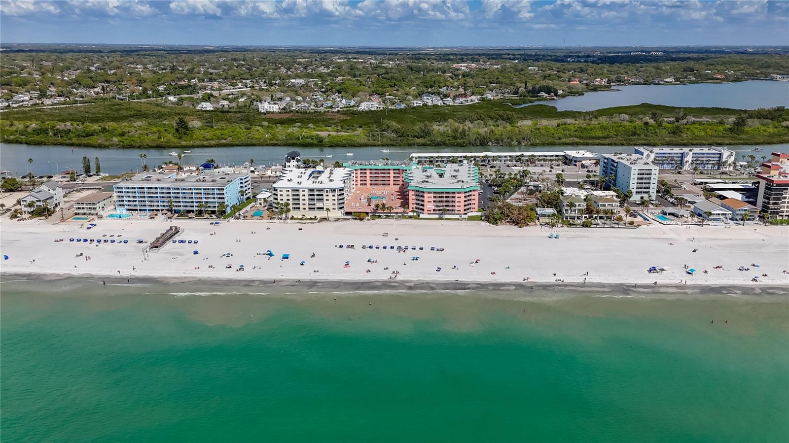 Image 51 of 62 For 18400 Gulf Boulevard 1312