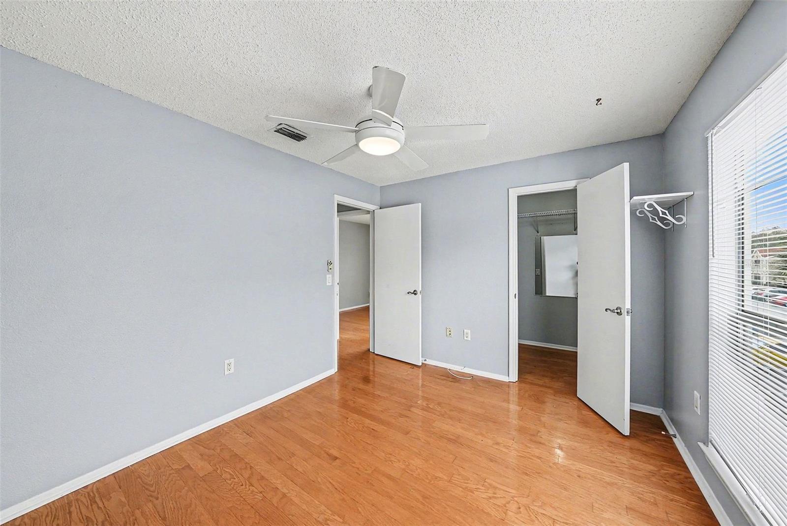 Listing photo id 8 for 9481 Highland Oak Drive 1416