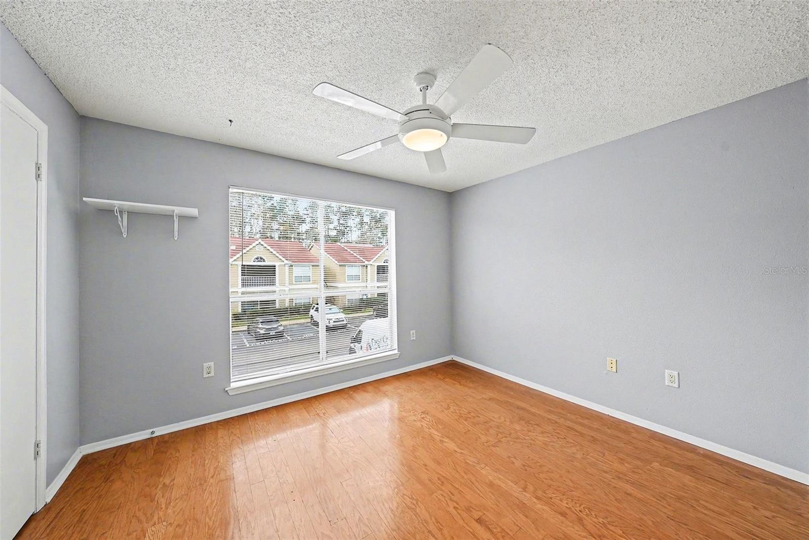 Listing photo id 13 for 9481 Highland Oak Drive 1416