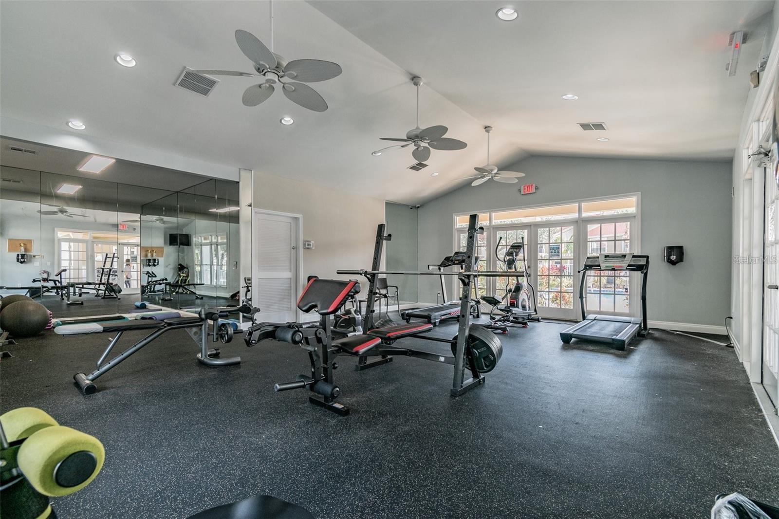 Listing photo id 22 for 9481 Highland Oak Drive 1416