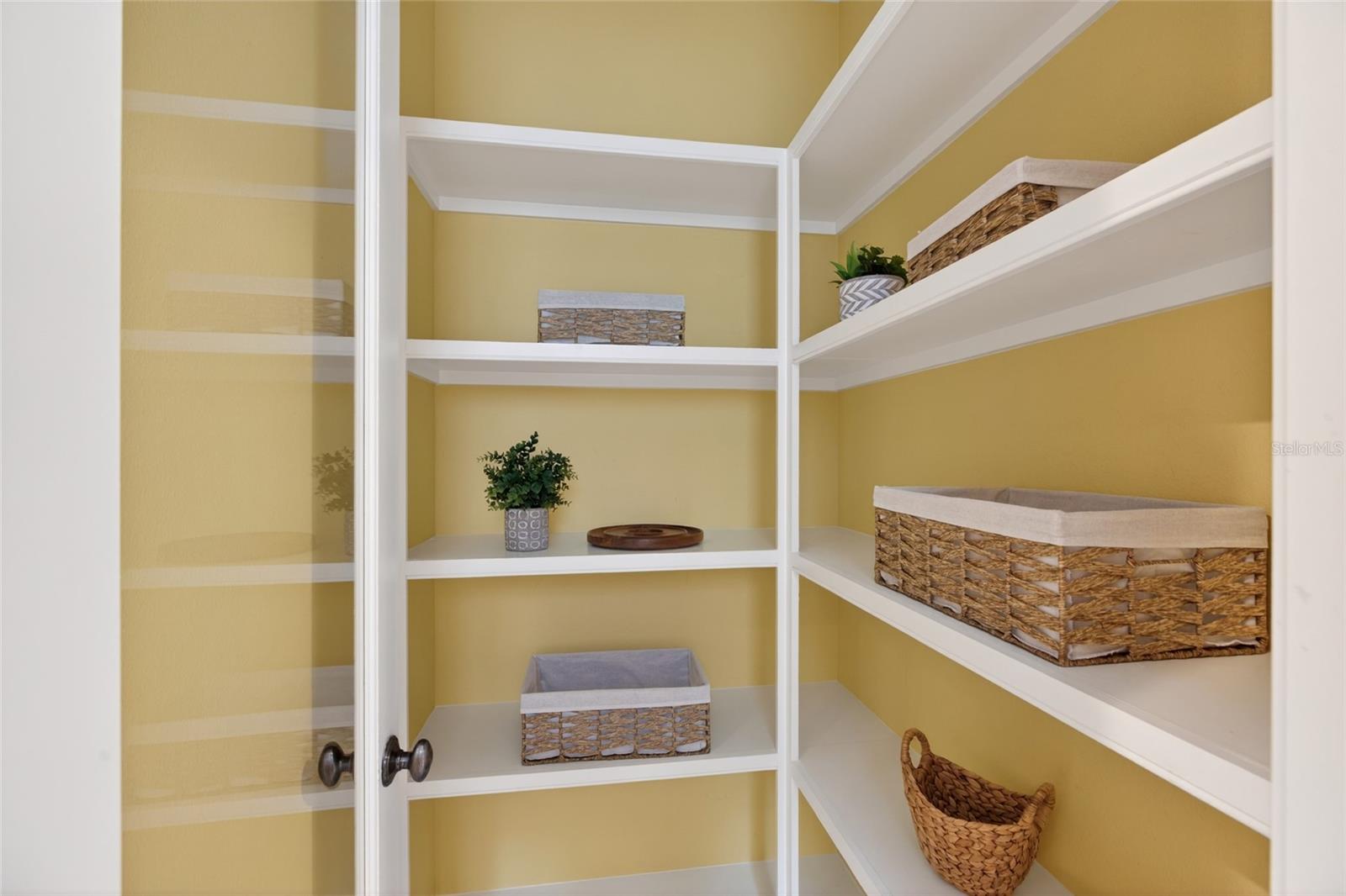 Image 24 of 93 For 31335 Driscoll Drive