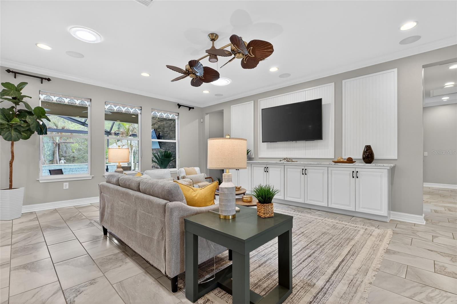 Image 32 of 93 For 31335 Driscoll Drive