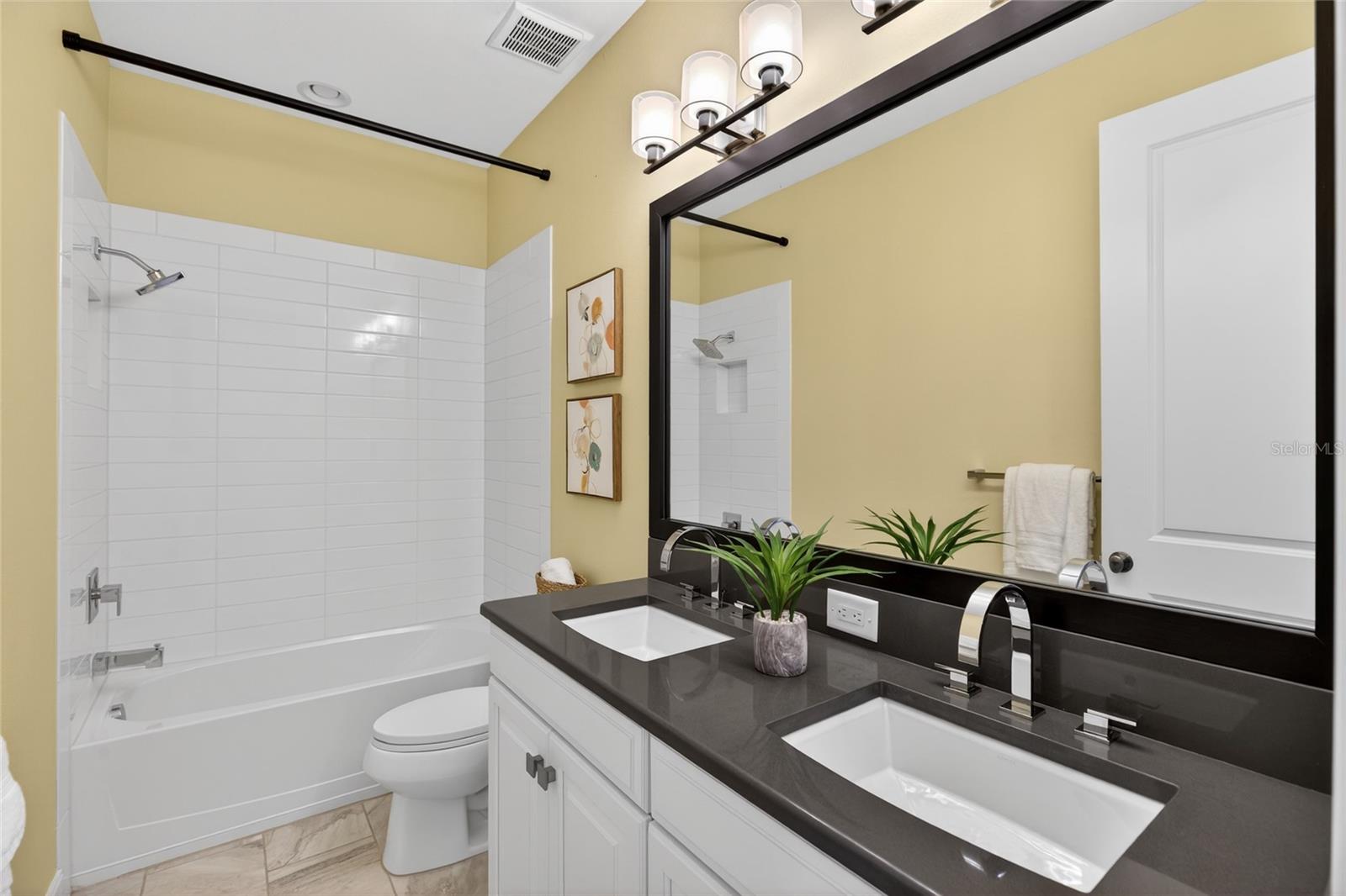 Image 38 of 93 For 31335 Driscoll Drive