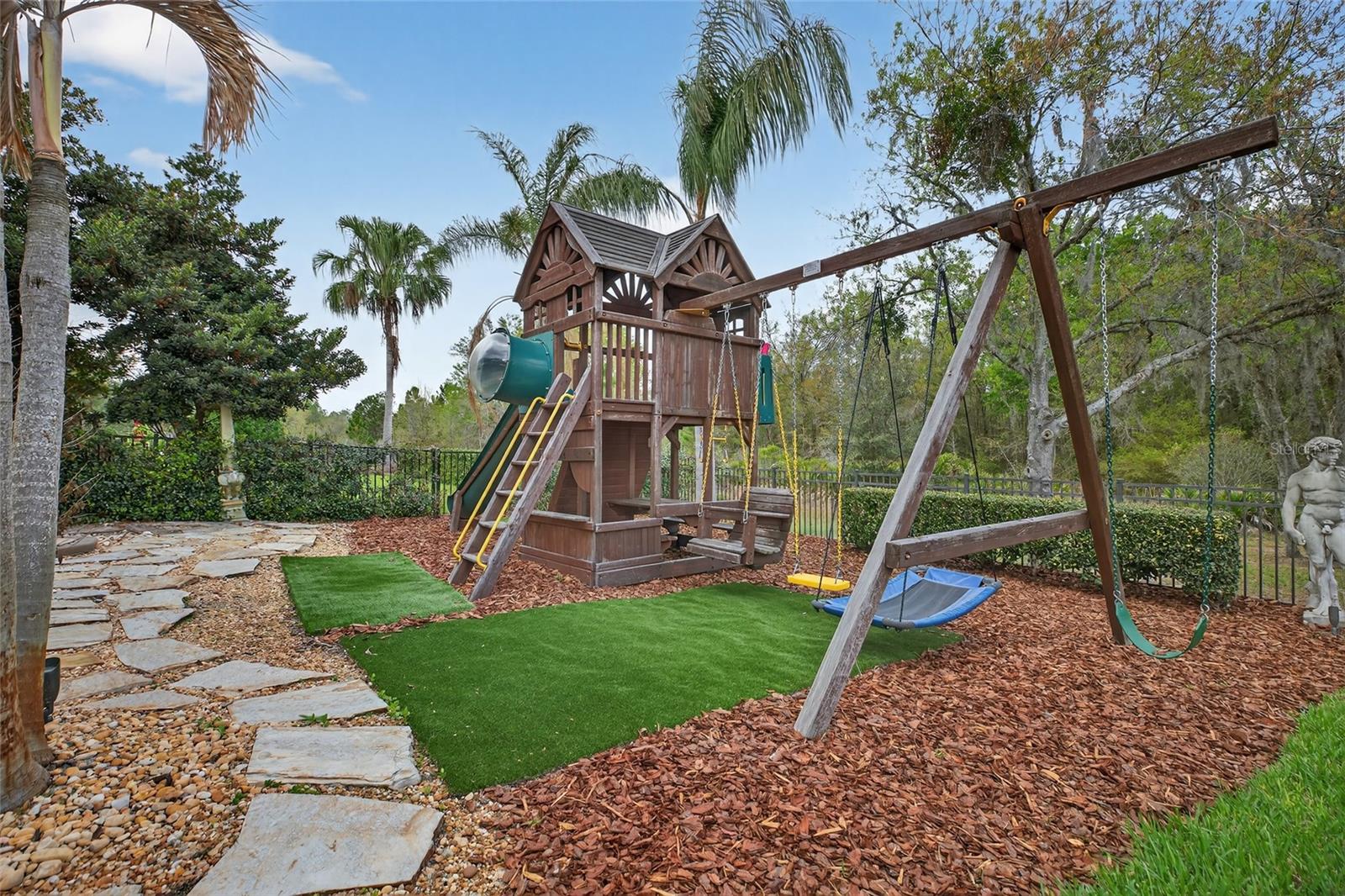 Image 68 of 93 For 31335 Driscoll Drive