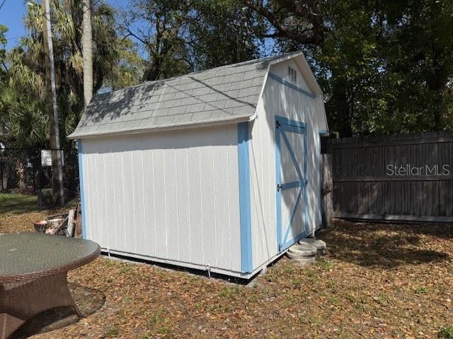 Image 6 of 8 For 1010 Plaza Street