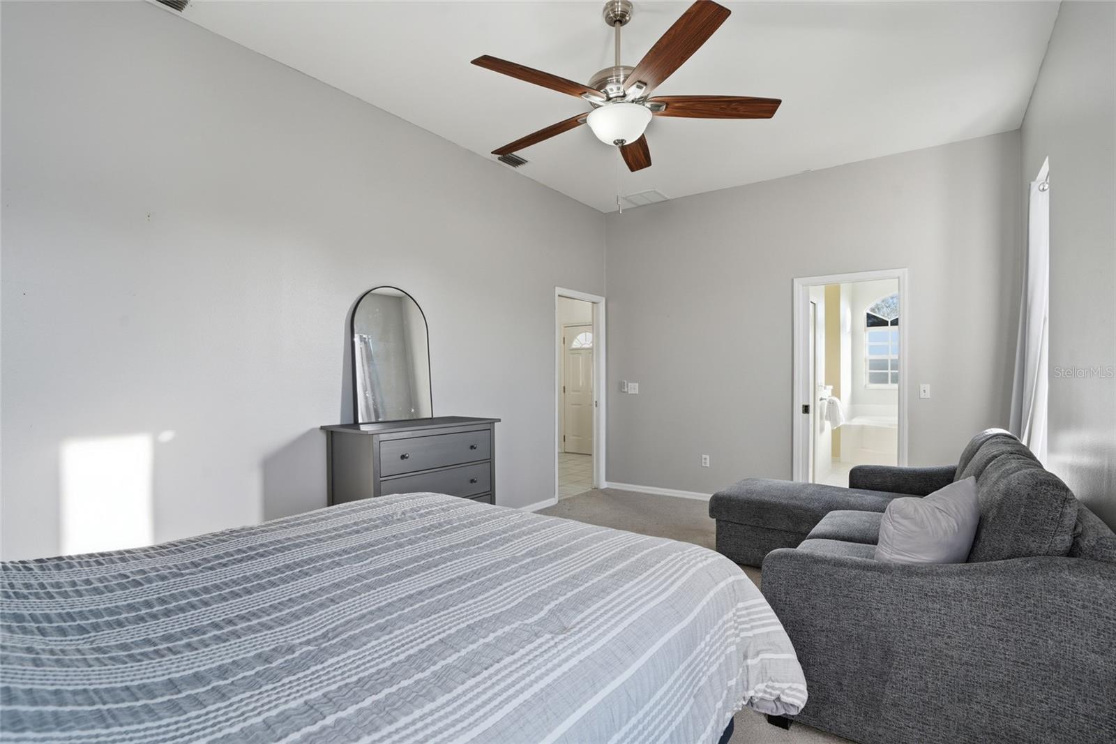 Image 17 of 40 For 11372 Patch Street