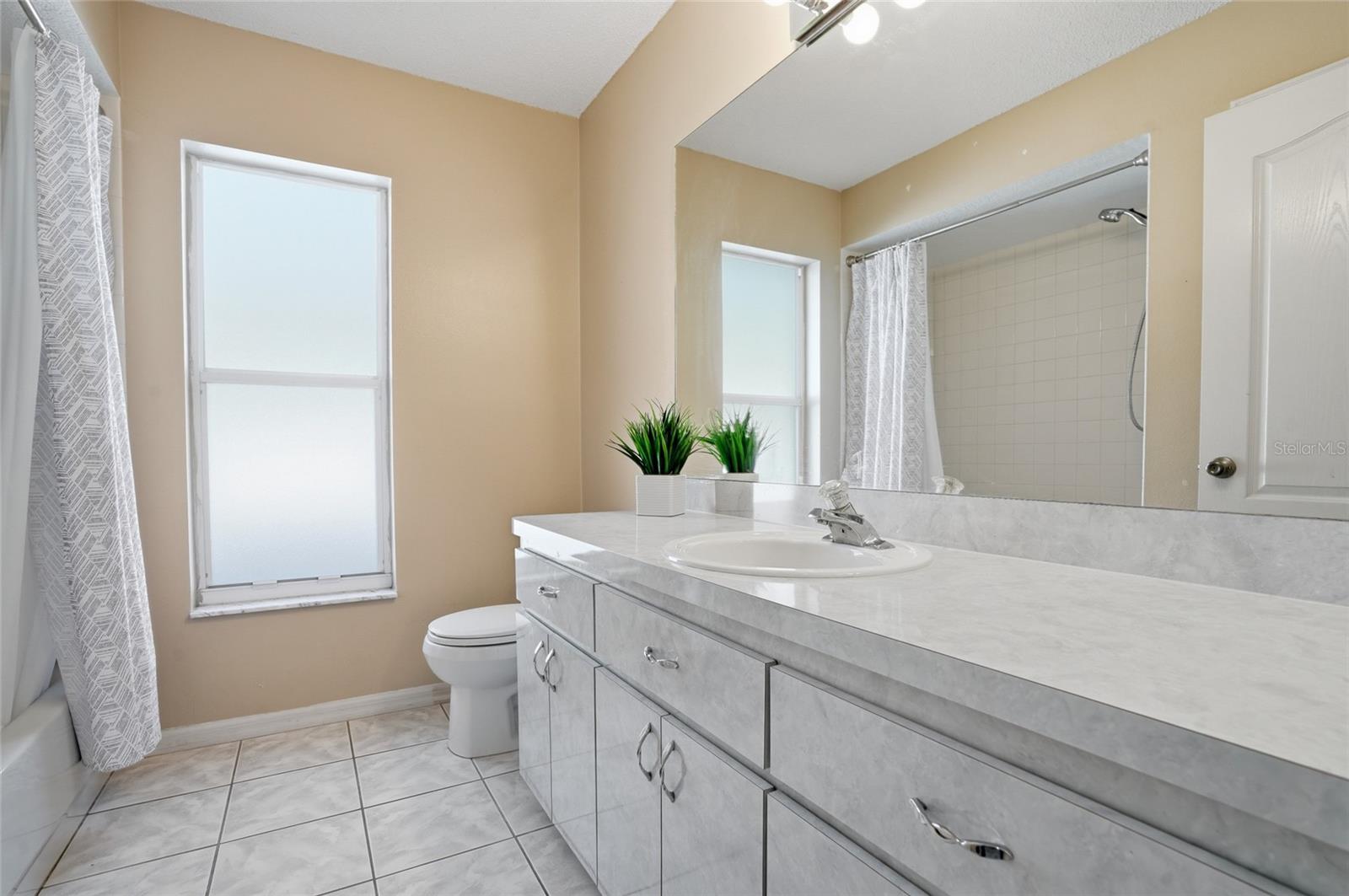 Image 24 of 40 For 11372 Patch Street