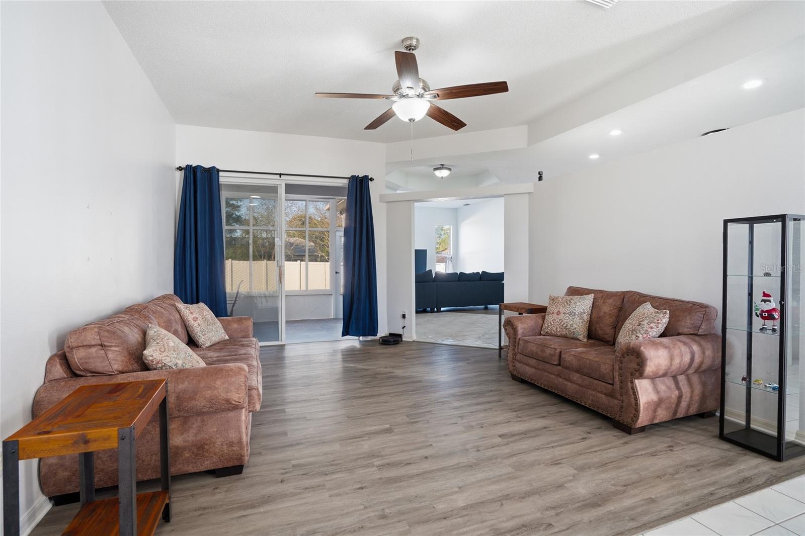 Image 5 of 40 For 11372 Patch Street