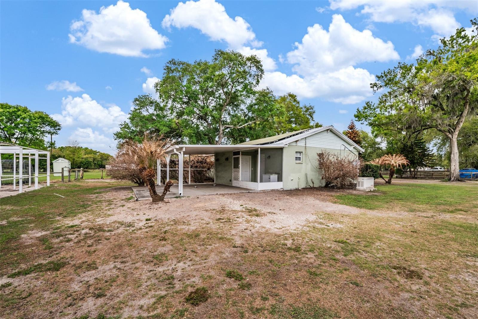 Listing photo id 28 for 2125 Lanier Road