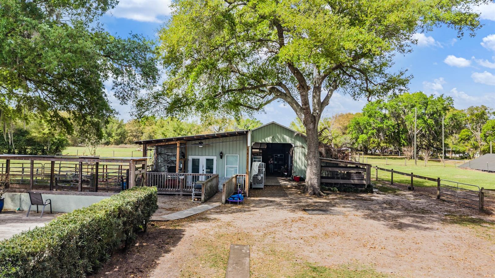 Listing photo id 29 for 2125 Lanier Road