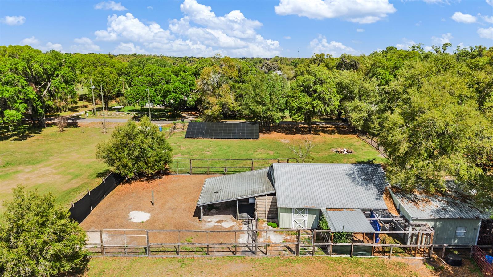 Listing photo id 64 for 2125 Lanier Road