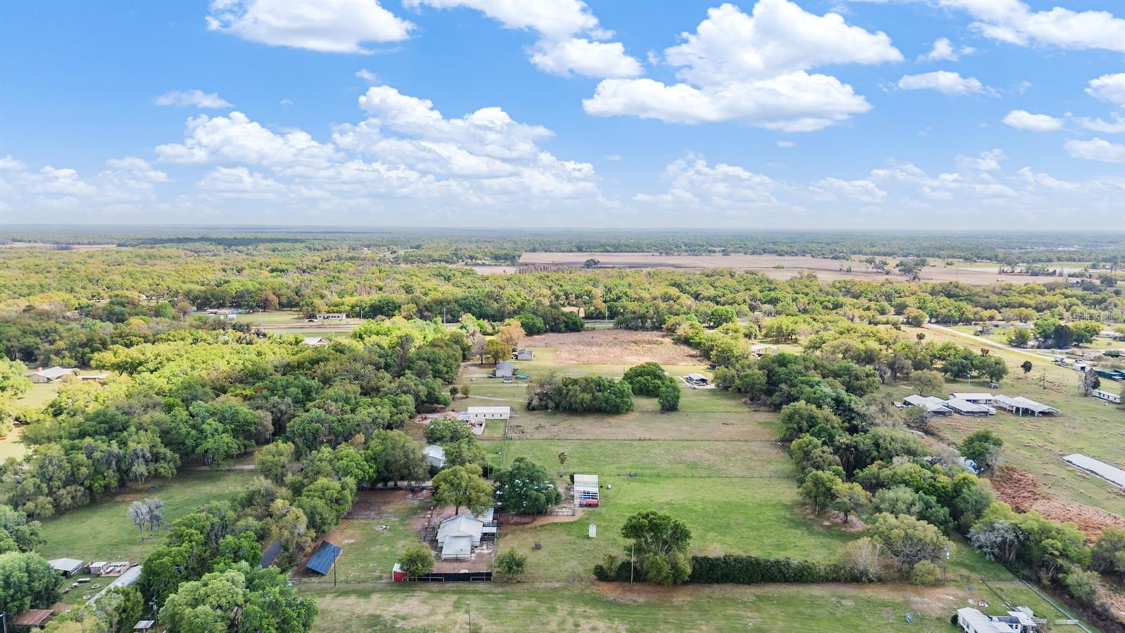 Listing photo id 70 for 2125 Lanier Road