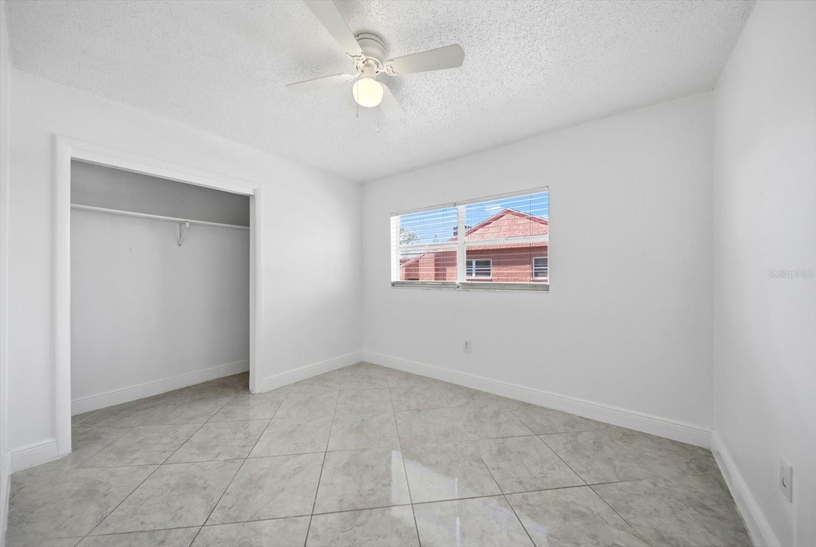 Image 10 of 27 For 262 Monroe Circle N 4201