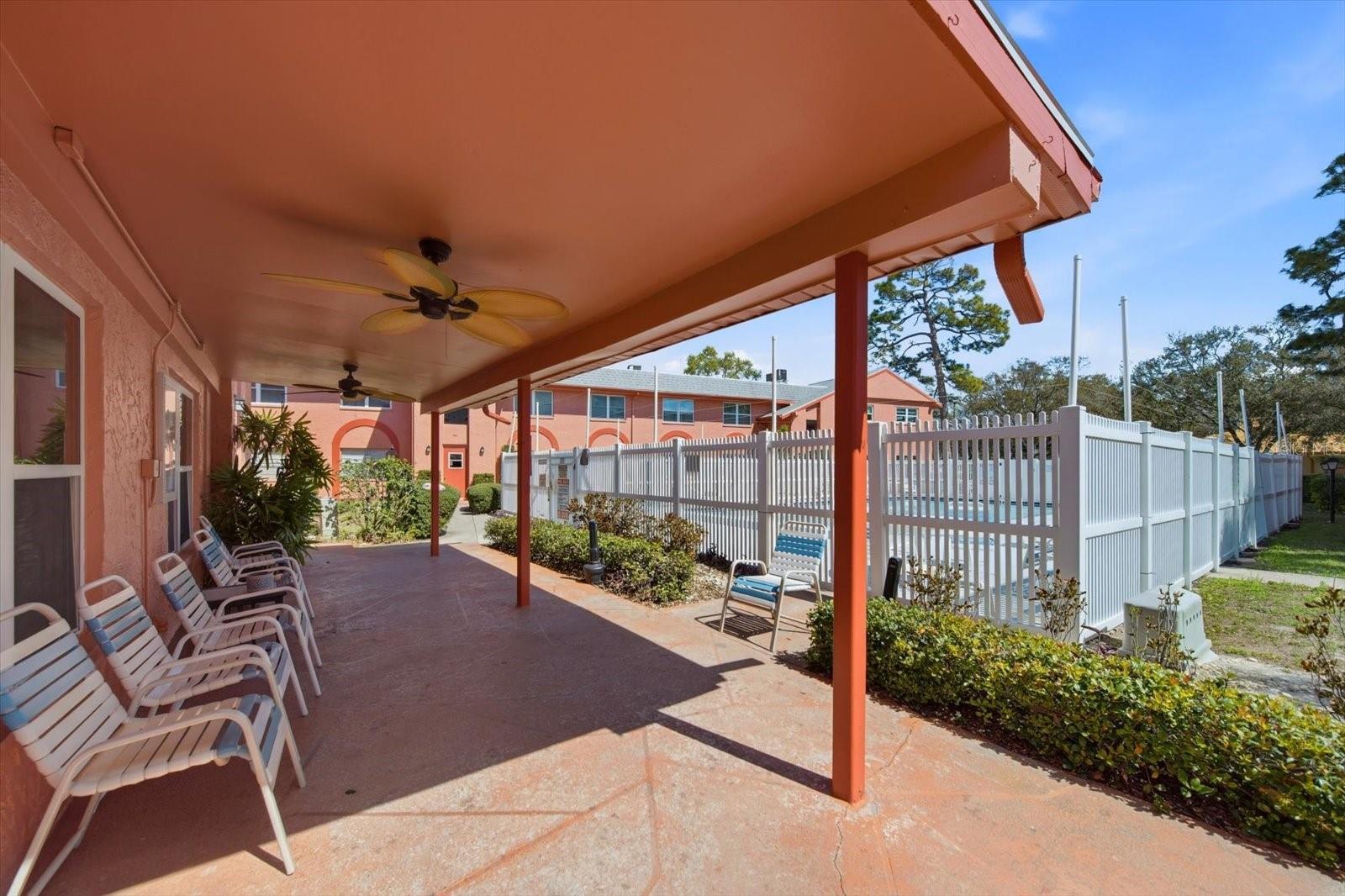 Image 17 of 27 For 262 Monroe Circle N 4201