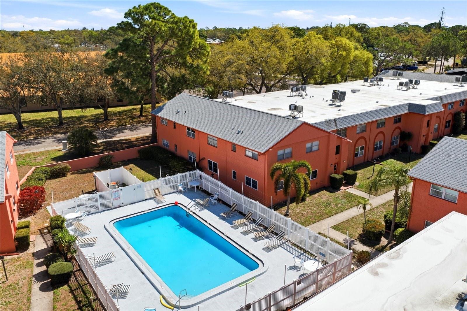 Image 23 of 27 For 262 Monroe Circle N 4201