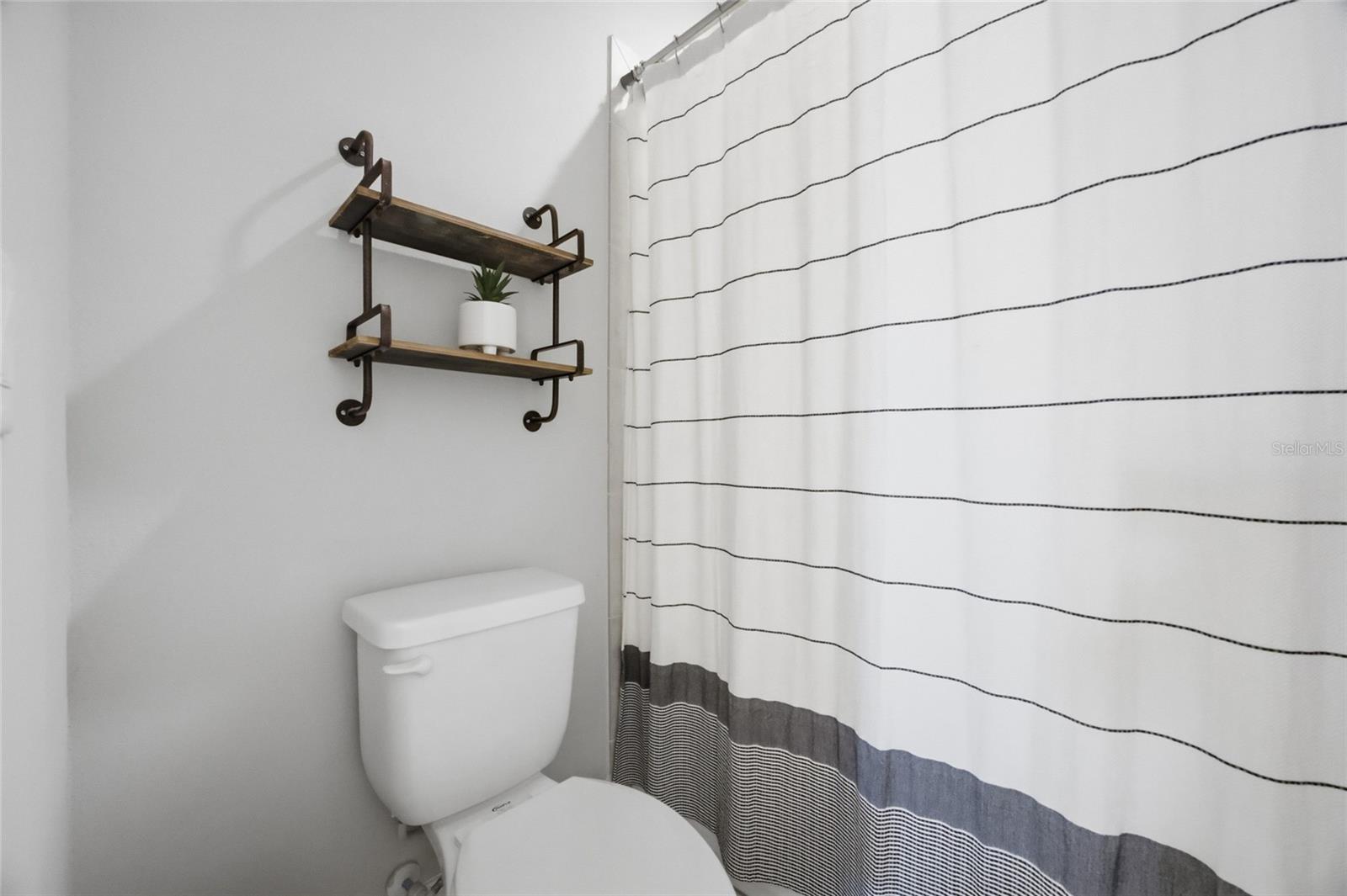 Image 47 of 62 For 4014 Empoli Court