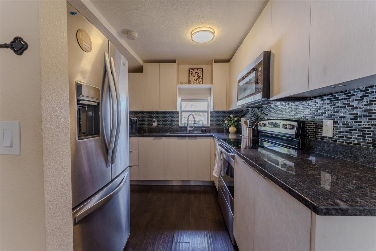 Image 12 of 12 For 203 Crest Avenue