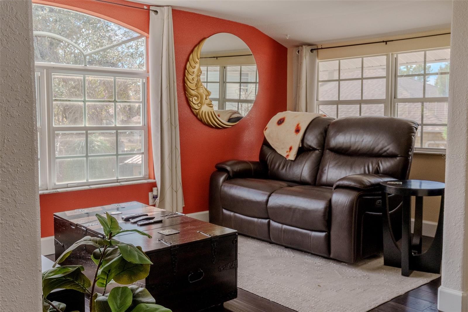 Image 5 of 12 For 203 Crest Avenue