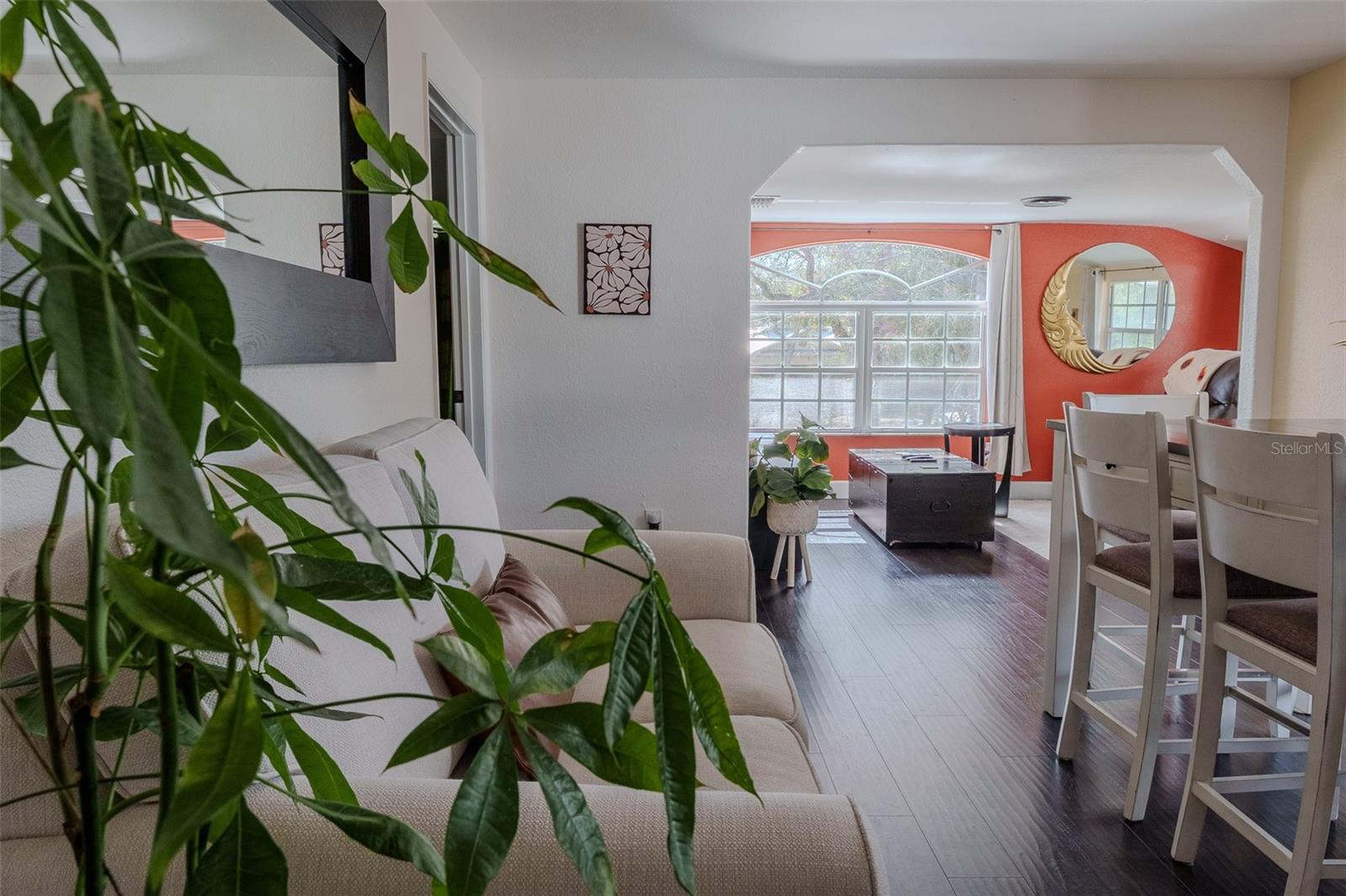 Image 8 of 12 For 203 Crest Avenue