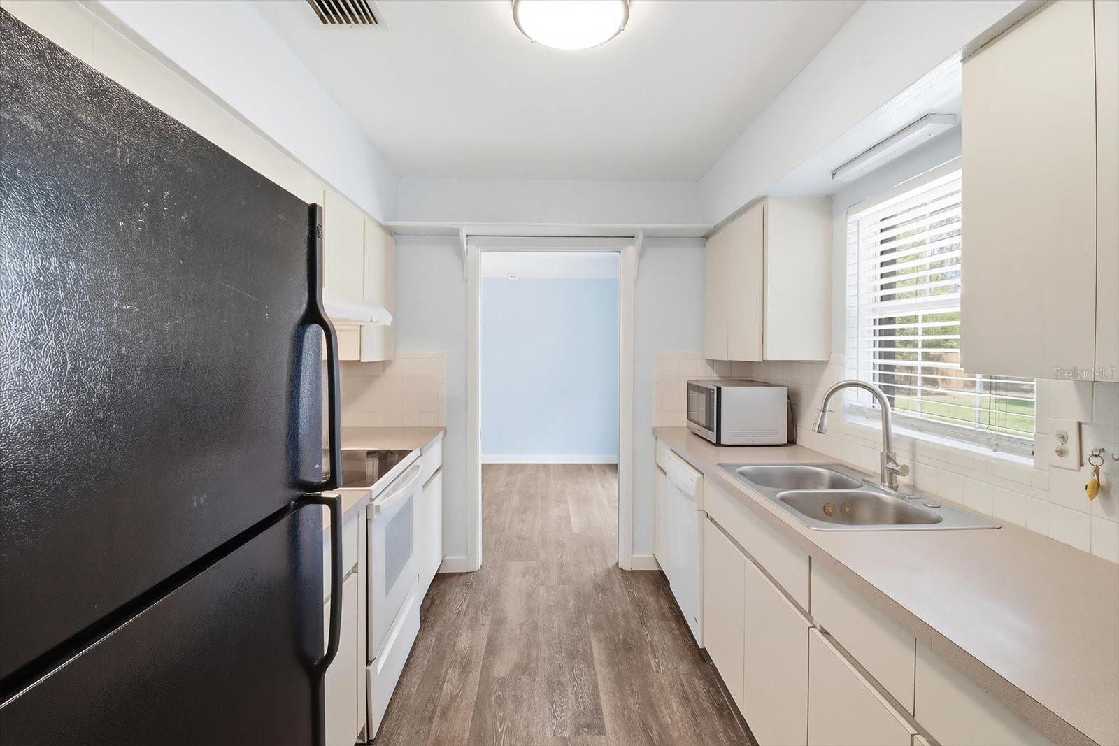 Image 3 of 51 For 9451 Green Bay Lane