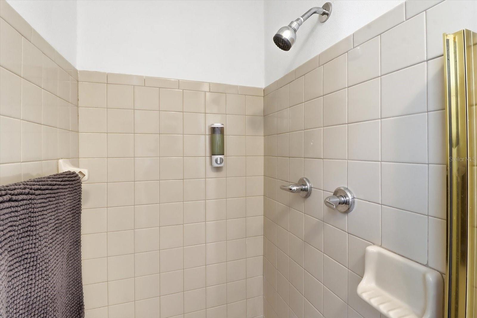 Image 35 of 51 For 9451 Green Bay Lane