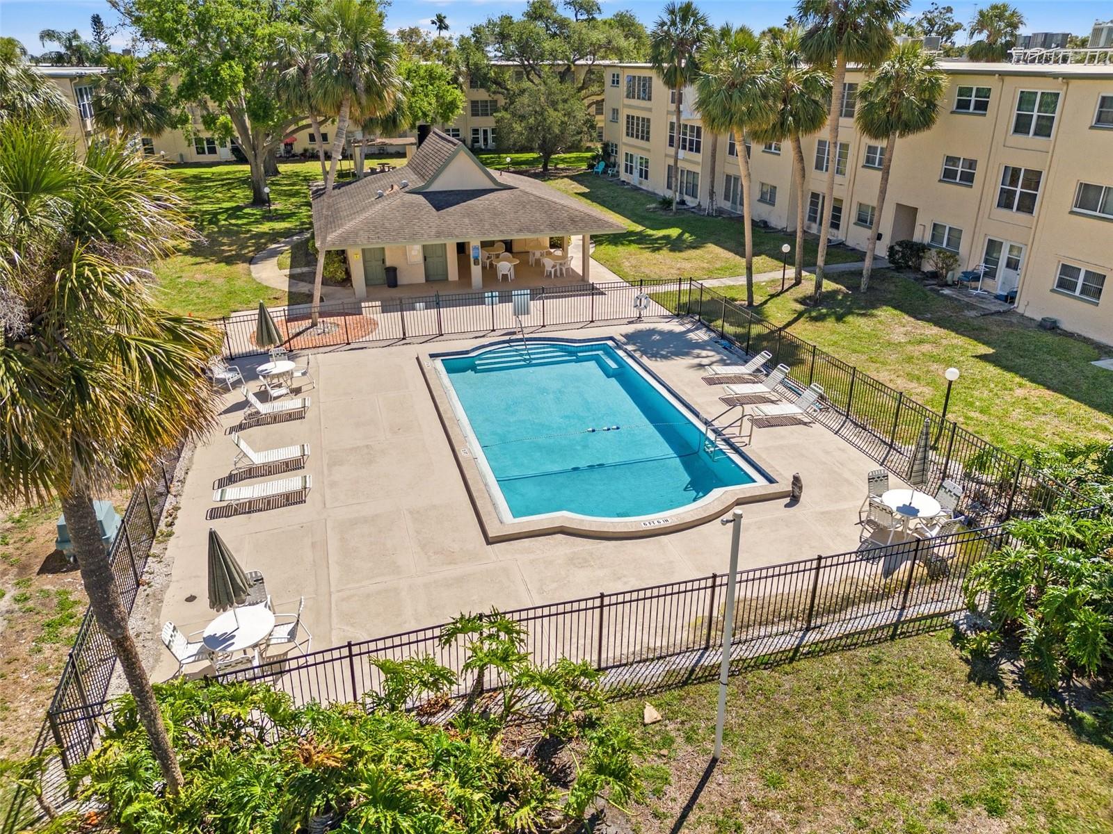 Image 2 of 16 For 11700 Park Boulevard 202