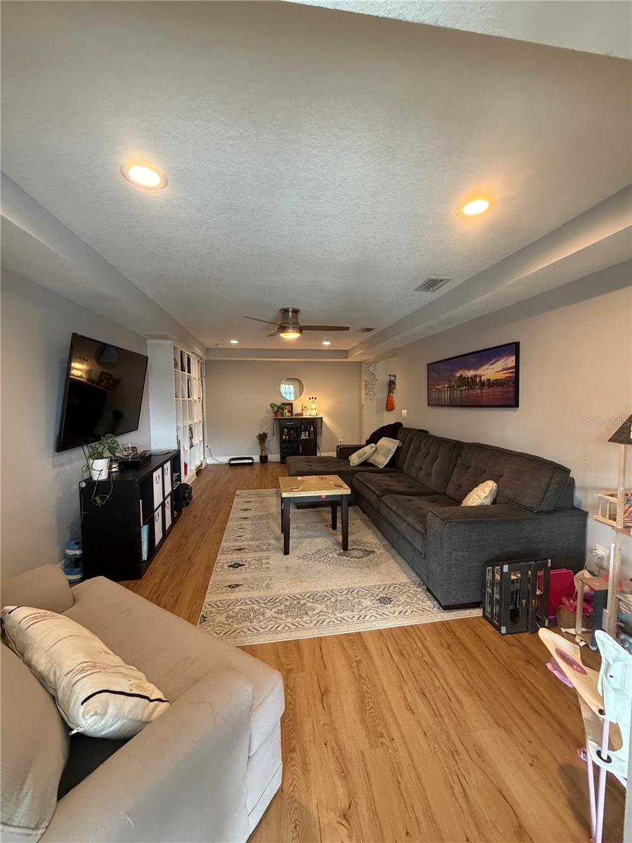 Image 3 of 11 For 2706 San Marco Place