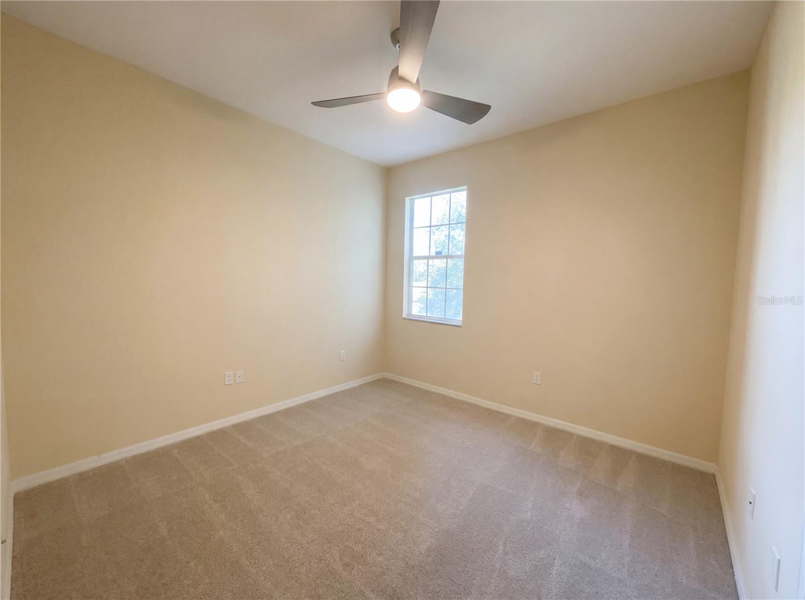 Image 14 of 25 For 2304 Hamlet Circle