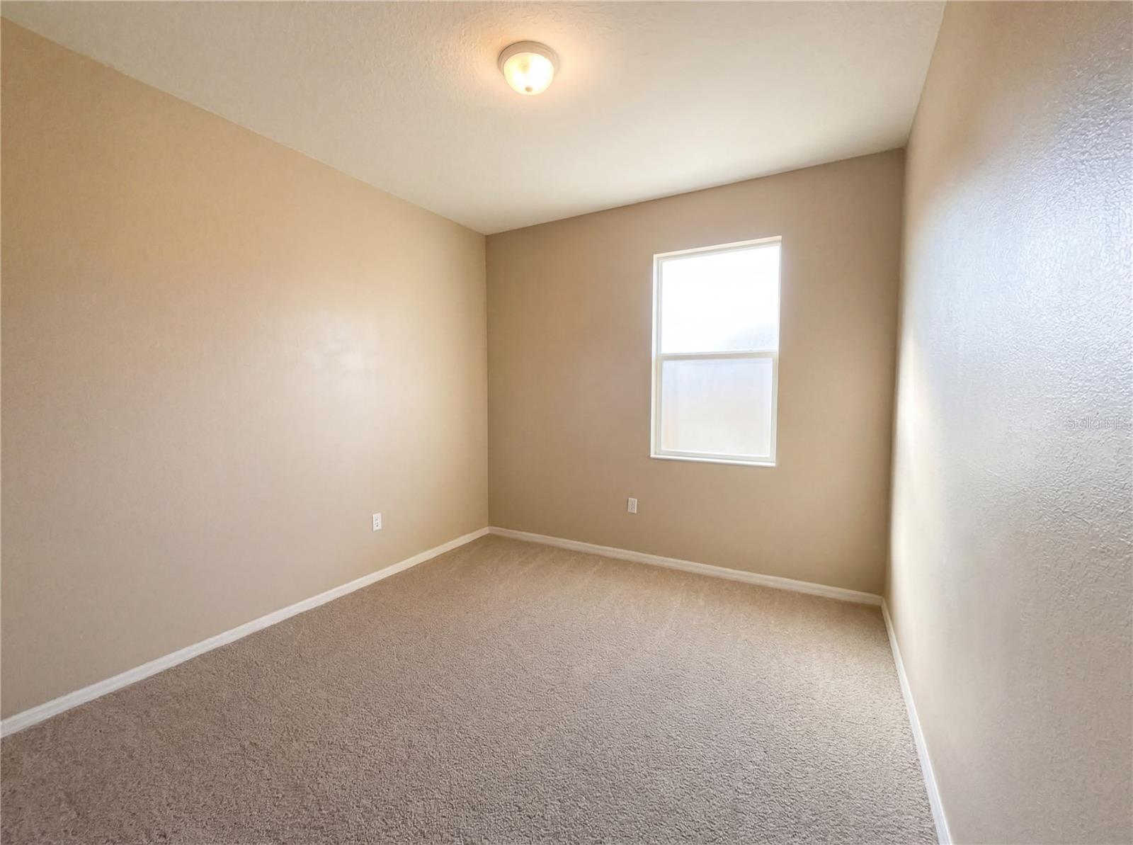 Image 20 of 25 For 2304 Hamlet Circle